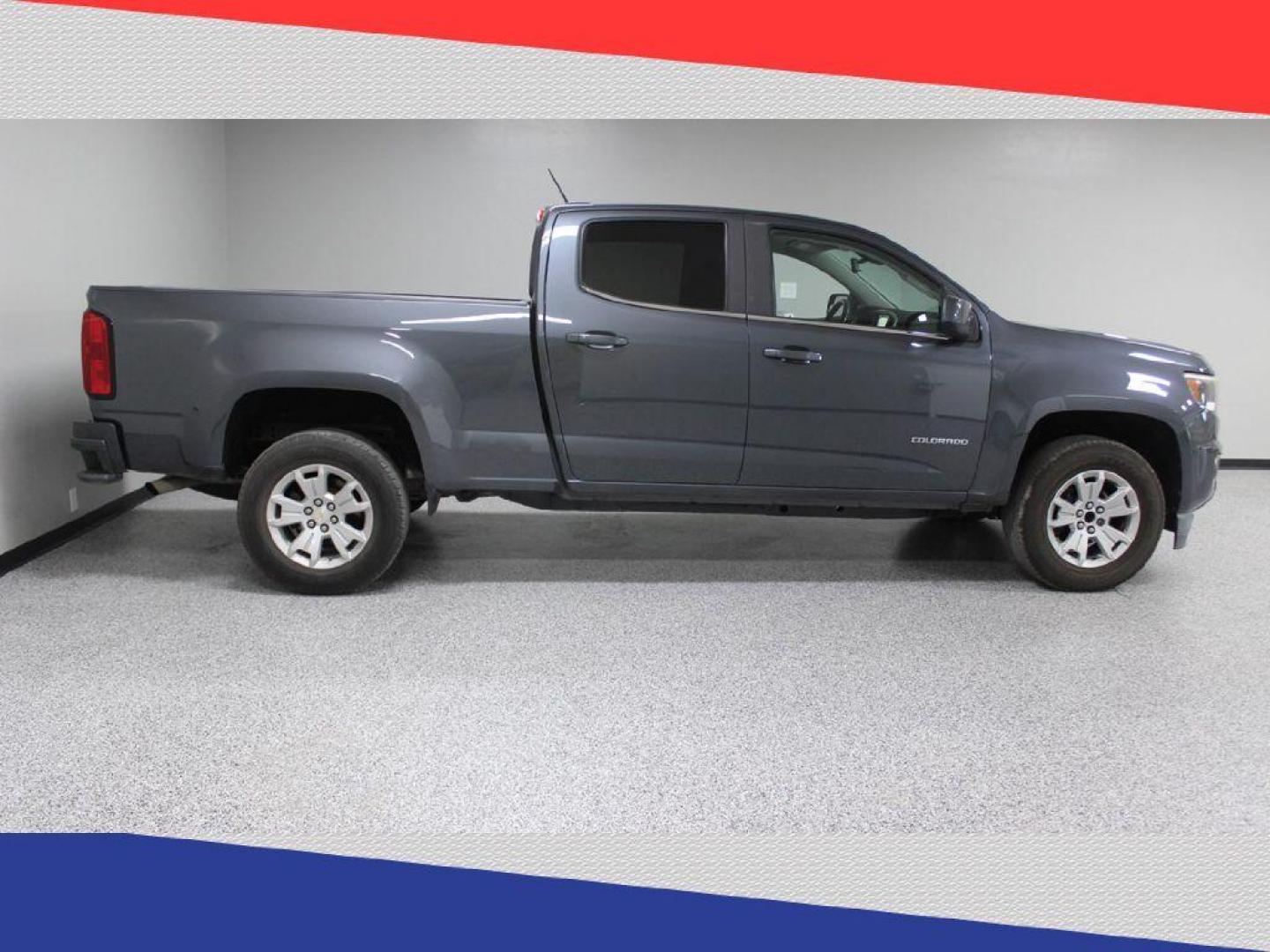 2017 Chevrolet Colorado LT Crew Cab 2WD Long Box (1GCGSCEN1H1) with an 3.6L V6 DOHC 24V GAS engine, 6A transmission, located at 5170 N La Cholla Blvd, Tucson, AZ, 85705, (520) 989-0282, 32.228245, -111.011742 - 2017 Chevrolet Colorado - Photo#2