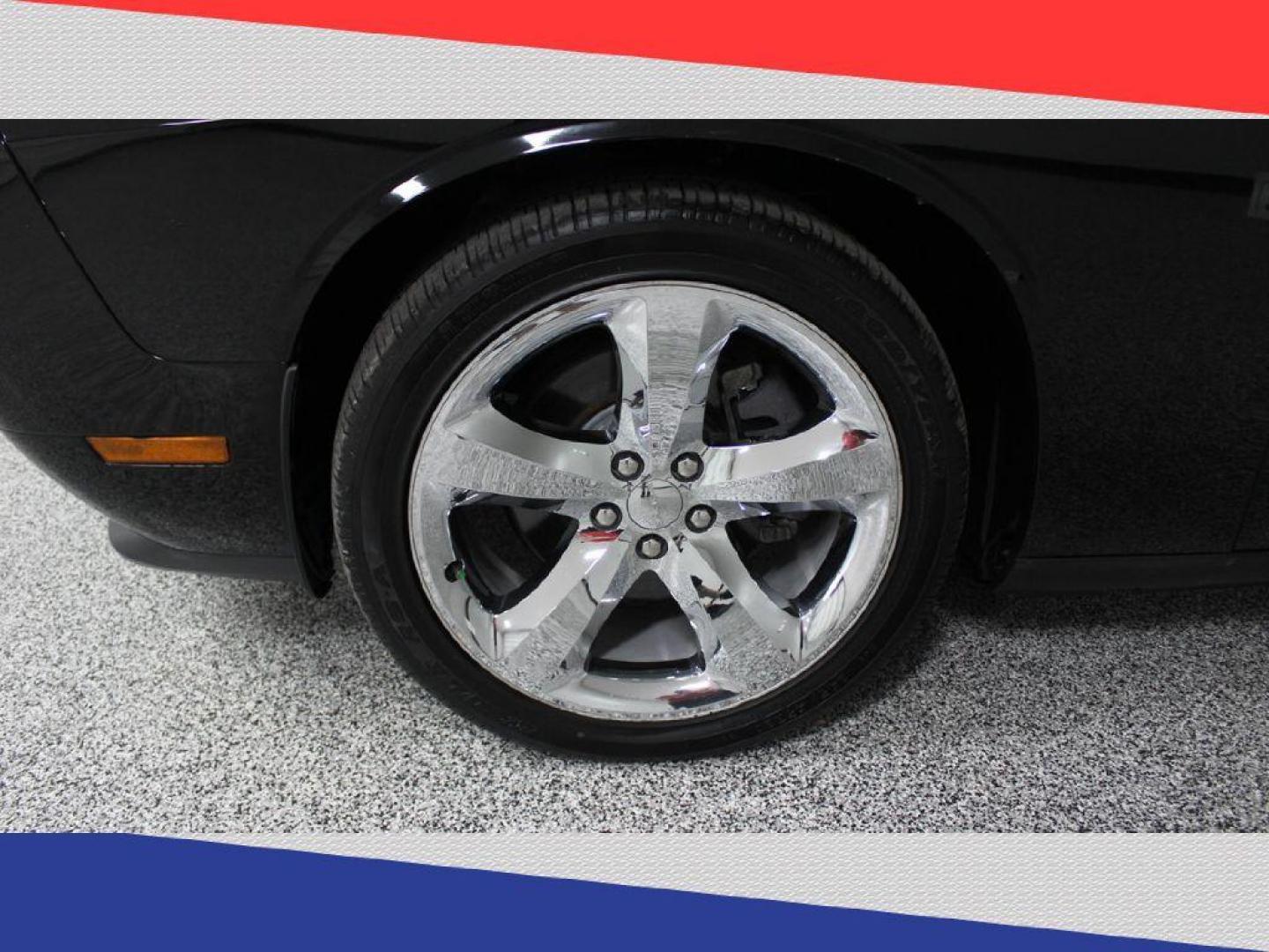 2013 Dodge Challenger R/T (2C3CDYBT4DH) with an 5.7L V8 OHV 16V engine, 4-Speed Automatic transmission, located at 5170 N La Cholla Blvd, Tucson, AZ, 85705, (520) 989-0282, 32.228245, -111.011742 - 2013 Dodge Challenger - Photo#39