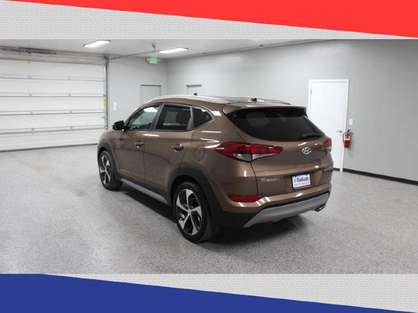 2017 Hyundai Tucson Eco (KM8J33A27HU) with an 1.6L L4 DOHC 16V engine, 7A transmission, located at 5170 N La Cholla Blvd, Tucson, AZ, 85705, (520) 989-0282, 32.228245, -111.011742 - 2017 Hyundai Tucson - Photo#4