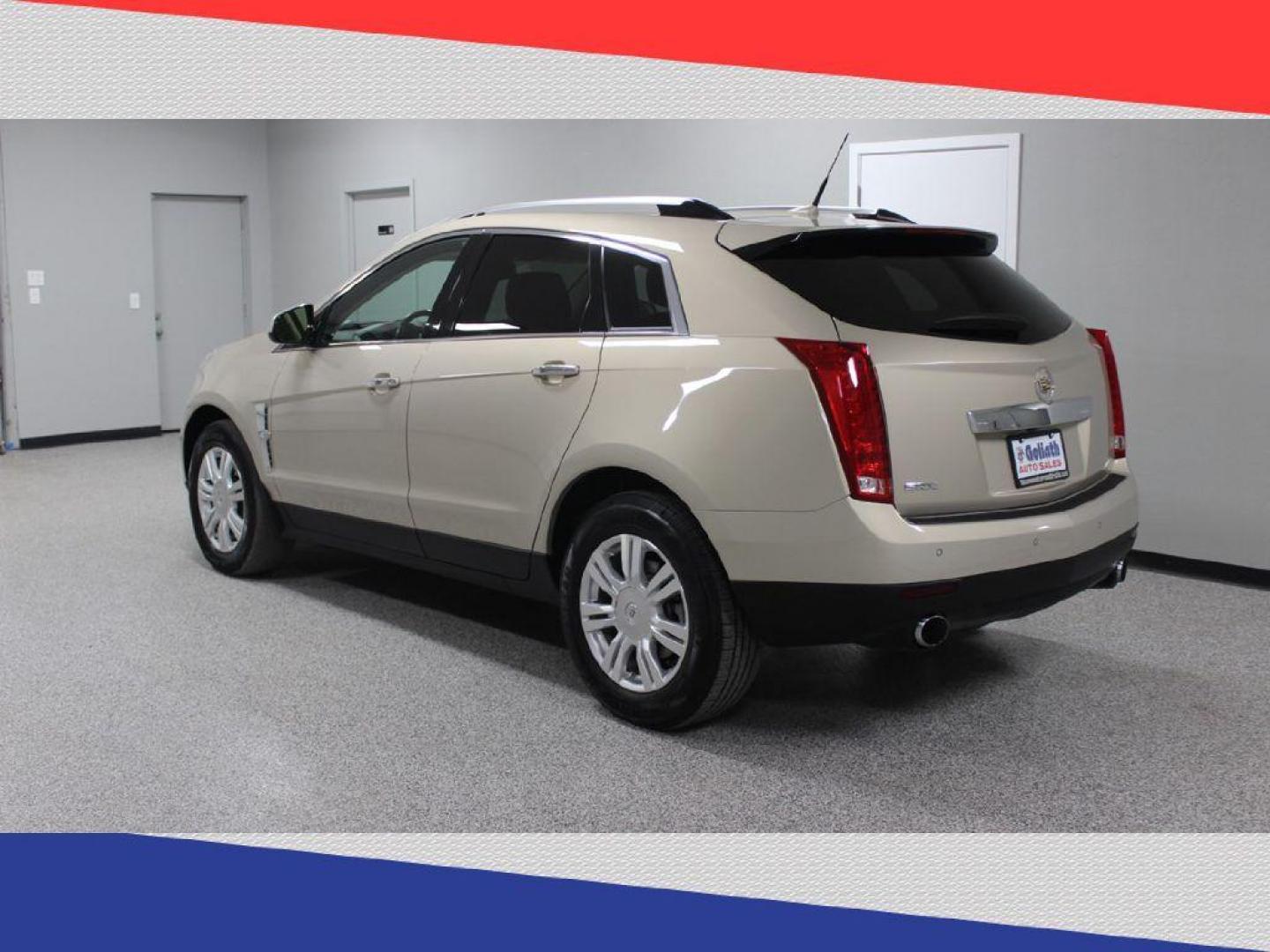 2011 Cadillac SRX Luxury Collection (3GYFNAEY0BS) with an 3.0L V6 DOHC 24V engine, 6-Speed Automatic transmission, located at 5170 N La Cholla Blvd, Tucson, AZ, 85705, (520) 989-0282, 32.228245, -111.011742 - 2011 Cadillac SRX - Photo#4