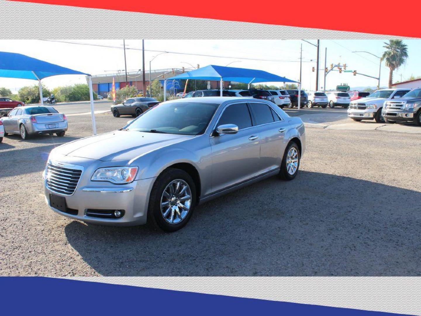 2011 Chrysler 300 Limited RWD (2C3CA5CG5BH) with an 3.6L V6 SOHC 24V engine, 5-Speed Automatic transmission, located at 5170 N La Cholla Blvd, Tucson, AZ, 85705, (520) 989-0282, 32.228245, -111.011742 - 2011 Chrysler 300 - Photo#7