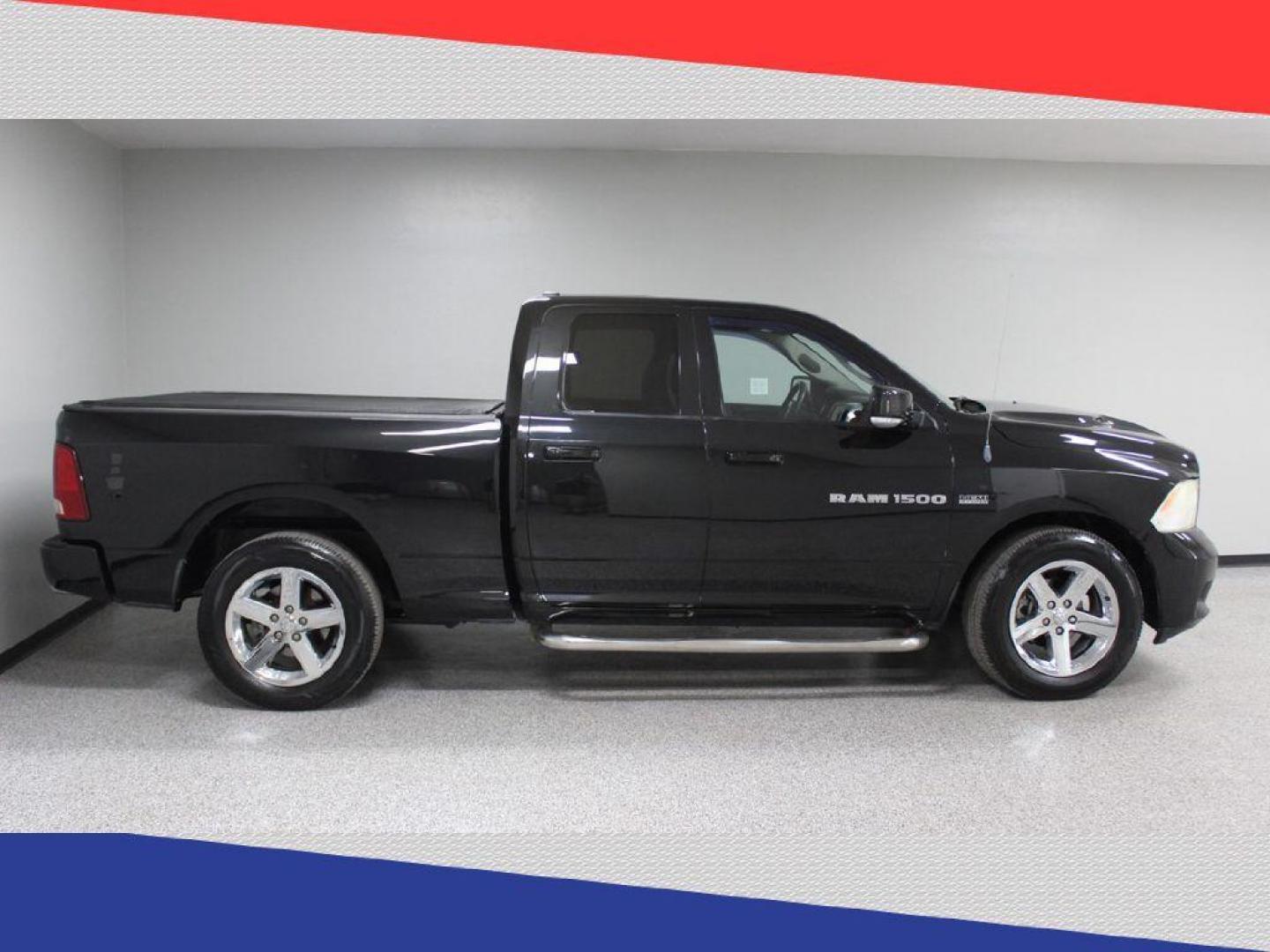 2011 Dodge Ram 1500 Sport Quad Cab 4WD (1D7RV1GT5BS) with an 5.7L V8 OHV 16V engine, 5-Speed Automatic transmission, located at 5170 N La Cholla Blvd, Tucson, AZ, 85705, (520) 989-0282, 32.228245, -111.011742 - 2011 Dodge Ram 1500 - Photo#2