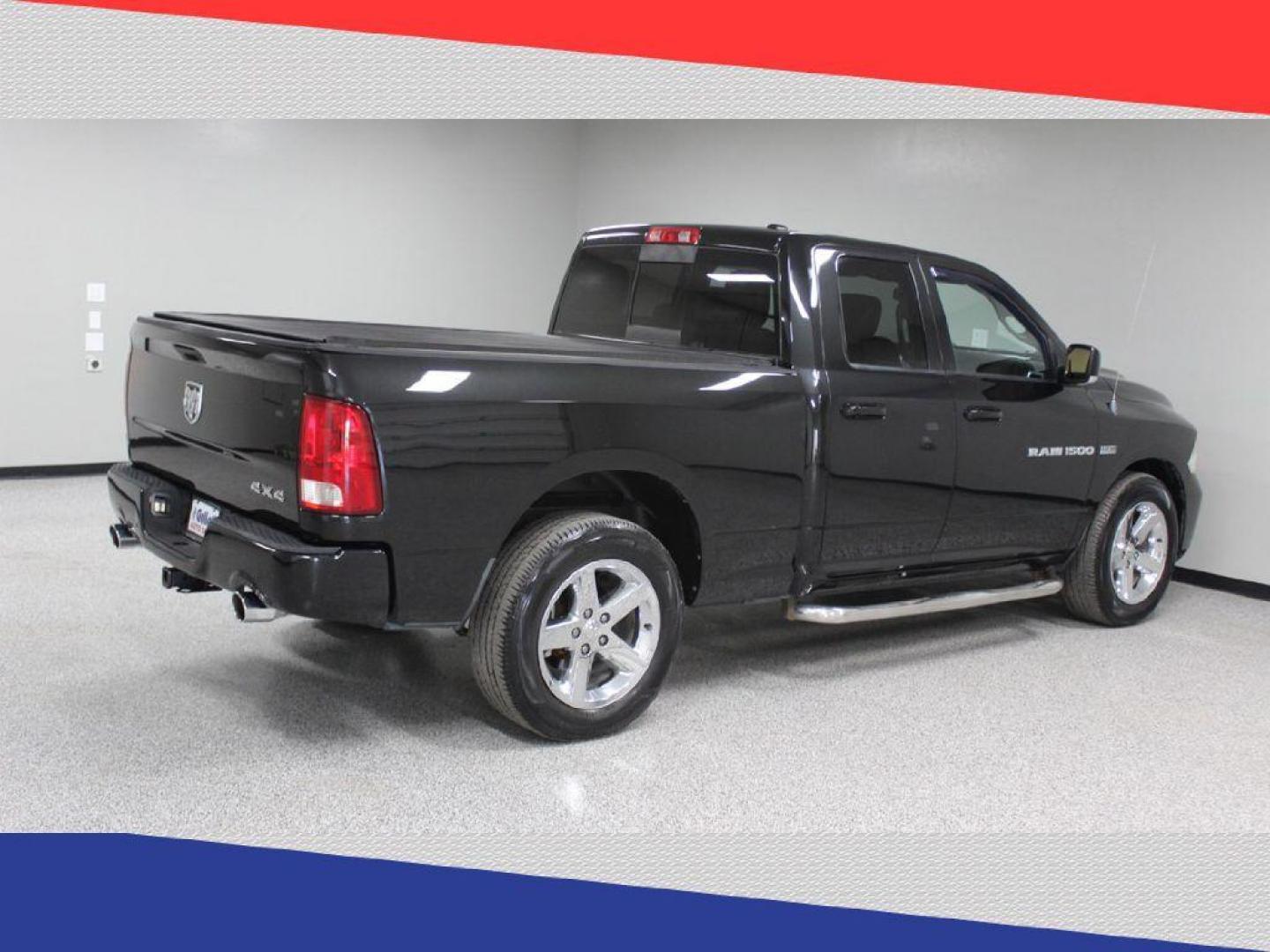 2011 Dodge Ram 1500 Sport Quad Cab 4WD (1D7RV1GT5BS) with an 5.7L V8 OHV 16V engine, 5-Speed Automatic transmission, located at 5170 N La Cholla Blvd, Tucson, AZ, 85705, (520) 989-0282, 32.228245, -111.011742 - 2011 Dodge Ram 1500 - Photo#3