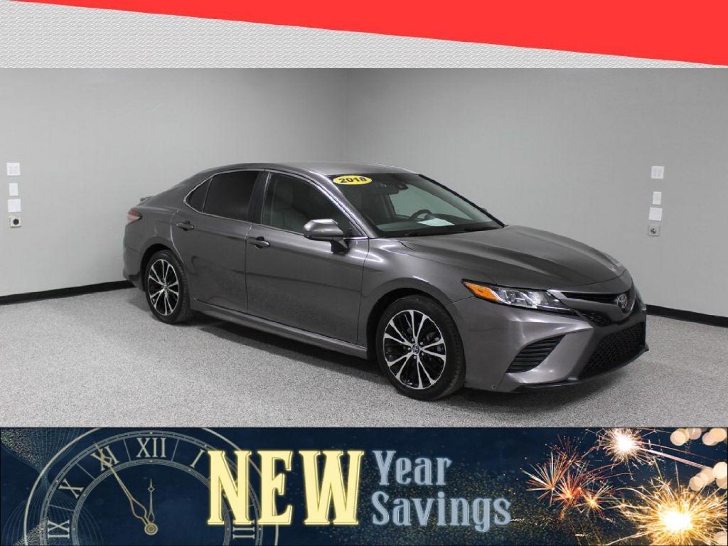 2018 Toyota Camry LE (4T1B11HK3JU) with an 2.5L L4 DOHC 16V engine, 8A transmission, located at 5170 N La Cholla Blvd, Tucson, AZ, 85705, (520) 989-0282, 32.228245, -111.011742 - 2018 Toyota Camry - Photo#0