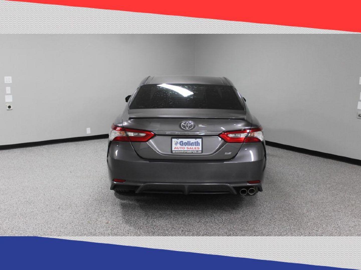 2018 Toyota Camry LE (4T1B11HK3JU) with an 2.5L L4 DOHC 16V engine, 8A transmission, located at 5170 N La Cholla Blvd, Tucson, AZ, 85705, (520) 989-0282, 32.228245, -111.011742 - 2018 Toyota Camry - Photo#4