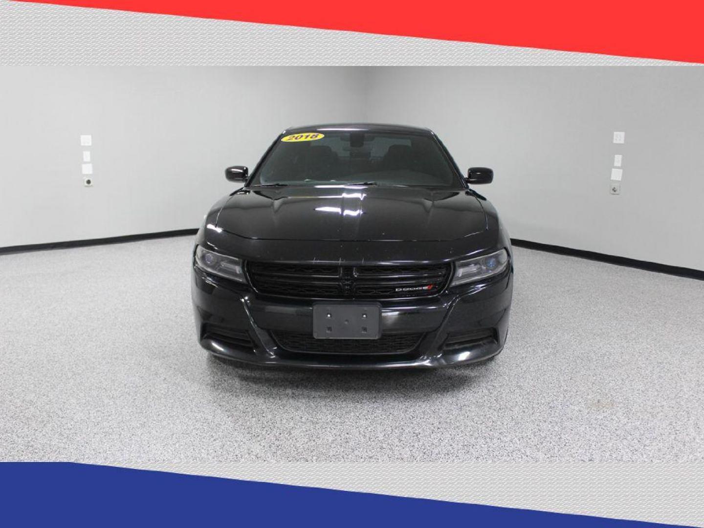 2018 Dodge Charger SE (2C3CDXBG5JH) with an 3.6L V6 DOHC 24V engine, 8A transmission, located at 5170 N La Cholla Blvd, Tucson, AZ, 85705, (520) 989-0282, 32.228245, -111.011742 - 2018 Dodge Charger - Photo#8