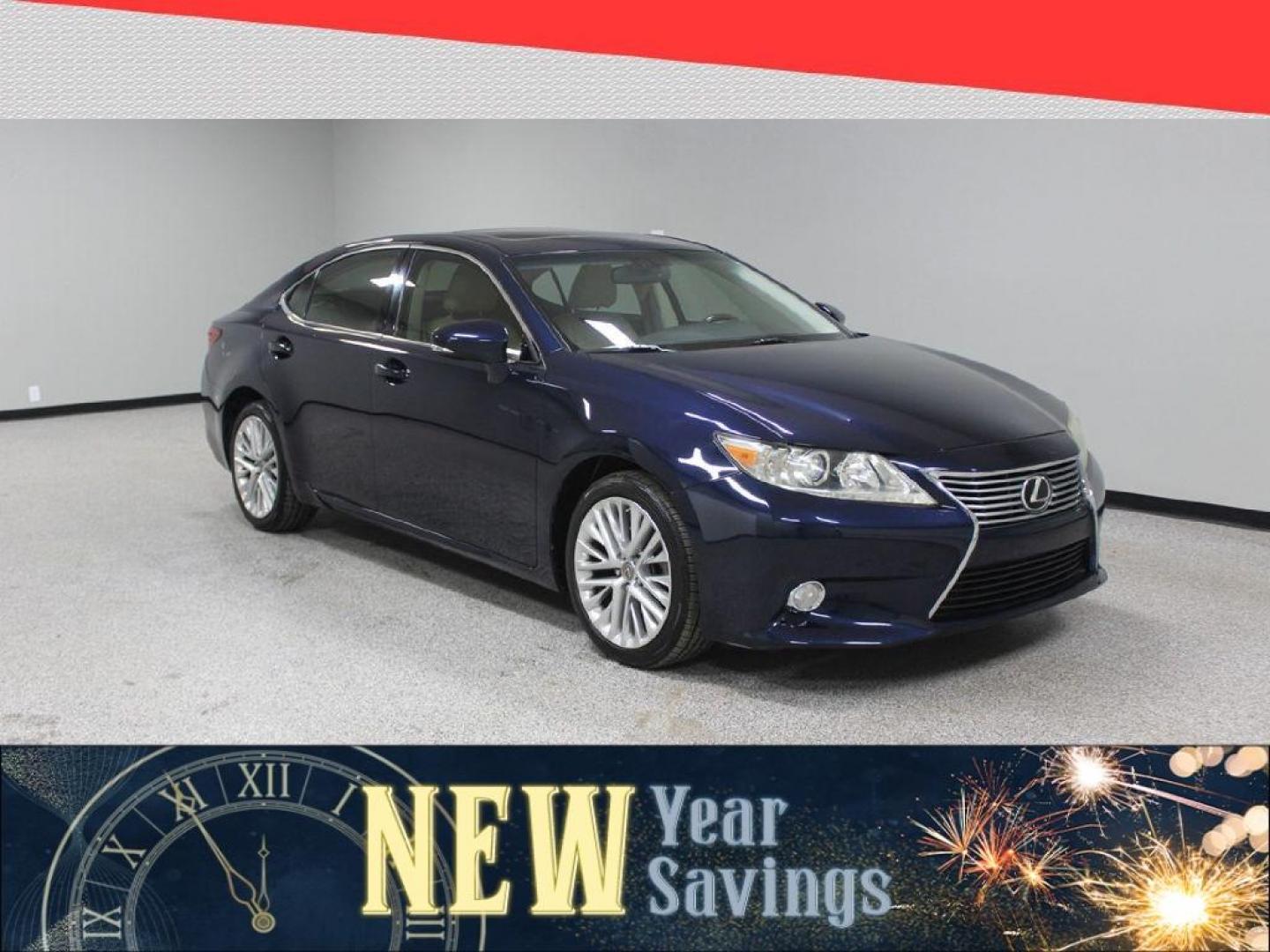 2013 Lexus ES 350 Sedan (JTHBK1GG4D2) with an 3.5L V6 DOHC 24V engine, 6-Speed Automatic transmission, located at 5170 N La Cholla Blvd, Tucson, AZ, 85705, (520) 989-0282, 32.228245, -111.011742 - 2013 Lexus ES 350 - Photo#0