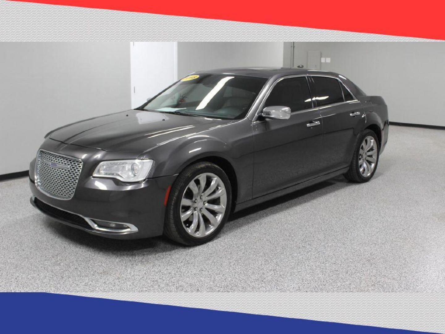 2018 Chrysler 300 C RWD (2C3CCAEG1JH) with an 3.6L V6 SOHC 24V engine, 8A transmission, located at 5170 N La Cholla Blvd, Tucson, AZ, 85705, (520) 989-0282, 32.228245, -111.011742 - 2018 Chrysler 300 - Photo#7