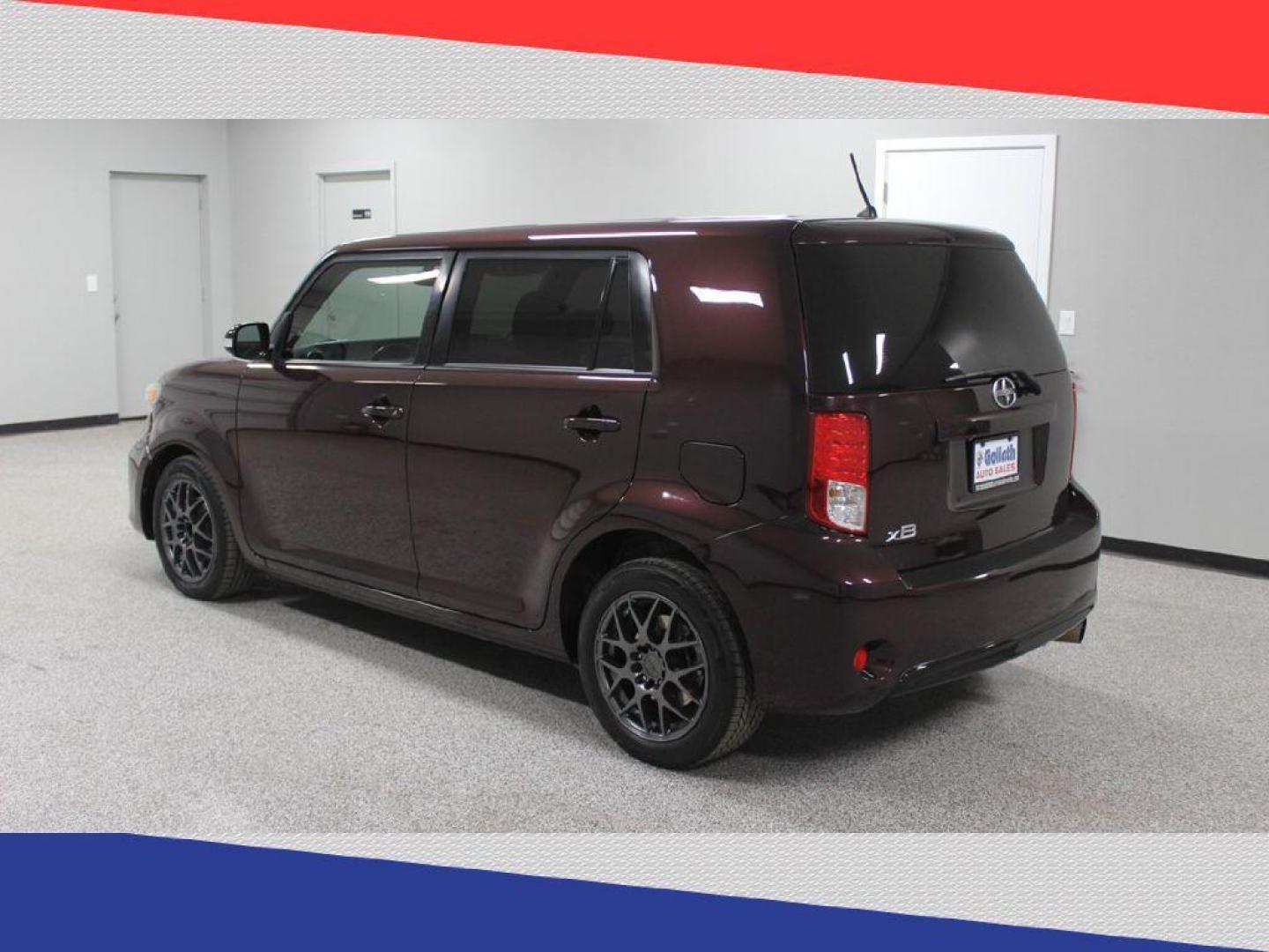 2015 Scion xB 5-Door Wagon 5-Spd MT (JTLZE4FE9FJ) with an 2.4L L4 DOHC 16V engine, 5-Speed Manual transmission, located at 5170 N La Cholla Blvd, Tucson, AZ, 85705, (520) 989-0282, 32.228245, -111.011742 - 2015 Scion xB - Photo#5