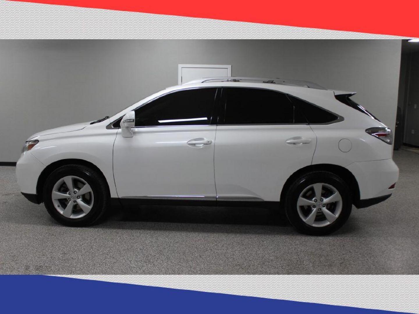 2010 Lexus RX 350 AWD (JTJBK1BA0A2) with an 3.5L V6 DOHC 24V engine, 5-Speed Automatic transmission, located at 5170 N La Cholla Blvd, Tucson, AZ, 85705, (520) 989-0282, 32.228245, -111.011742 - 2010 Lexus RX 350 - Photo#6