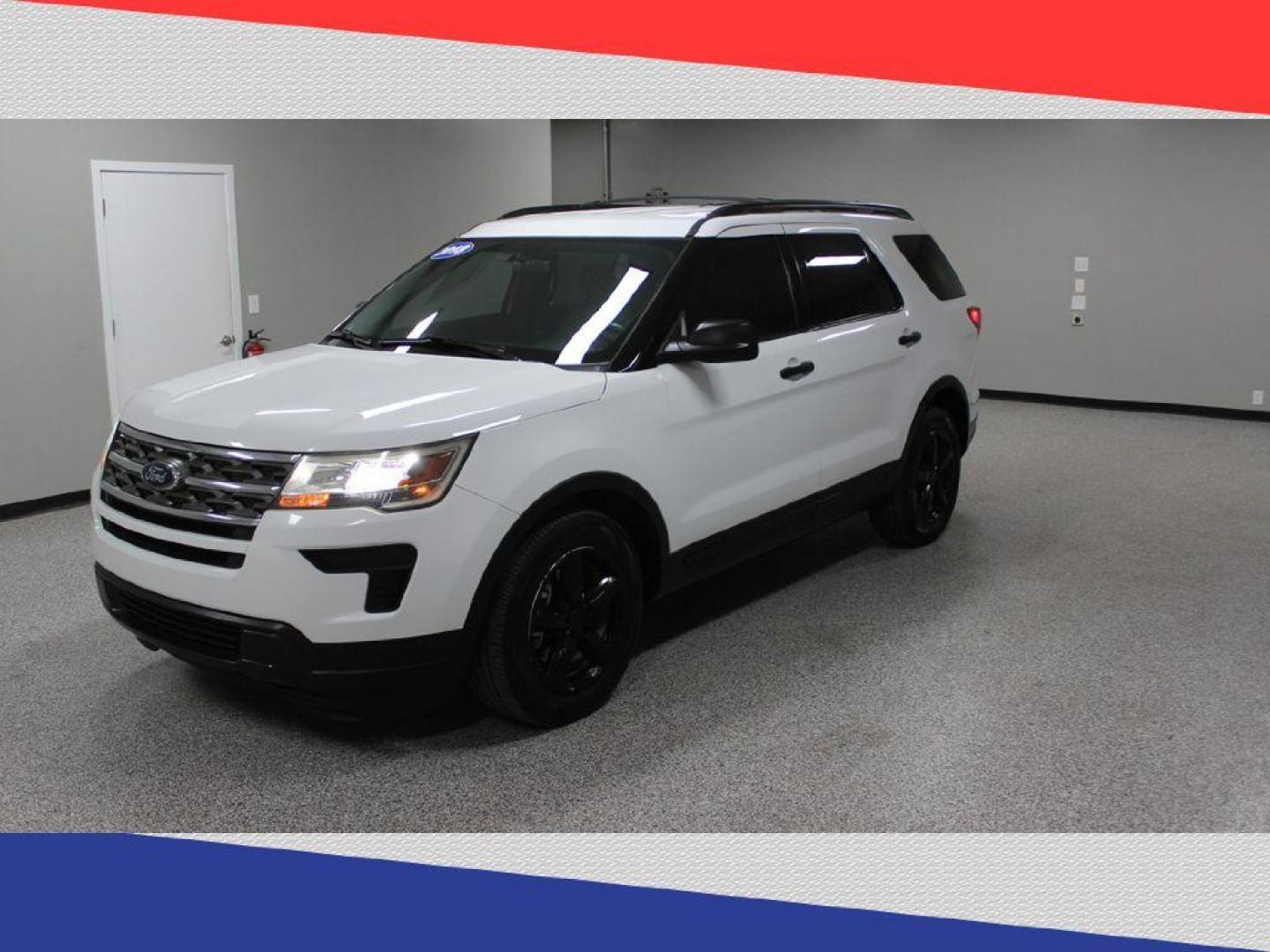 2018 Ford Explorer Base FWD (1FM5K7B81JG) with an 3.5L V6 DOHC 24V engine, 6A transmission, located at 5170 N La Cholla Blvd, Tucson, AZ, 85705, (520) 989-0282, 32.228245, -111.011742 - 2018 Ford Explorer - Photo#5