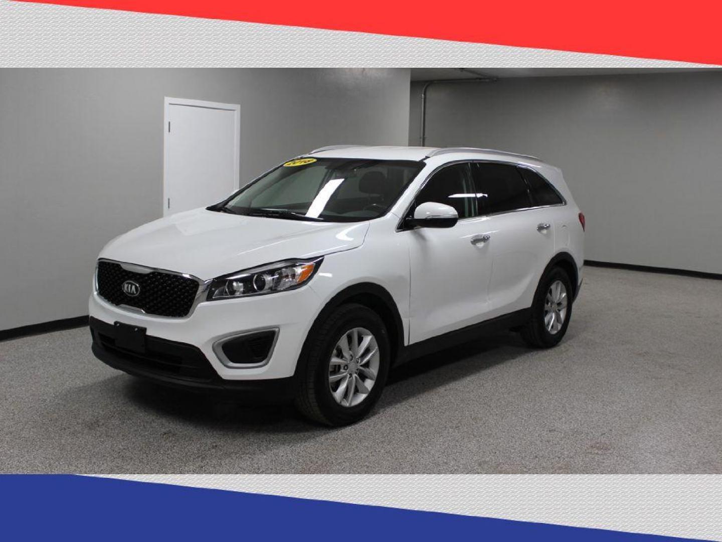 2018 Kia Sorento LX 2WD (5XYPG4A39JG) with an 2.4L L4 DOHC 16V engine, 6A transmission, located at 5170 N La Cholla Blvd, Tucson, AZ, 85705, (520) 989-0282, 32.228245, -111.011742 - 2018 Kia Sorento - Photo#7