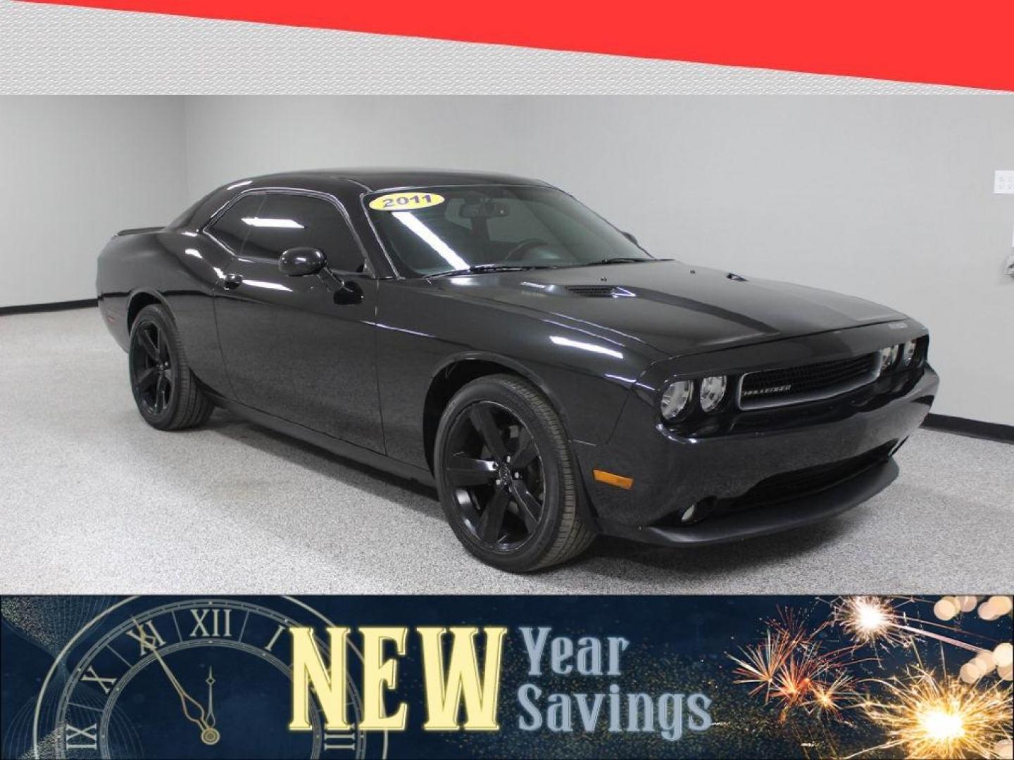 2011 Dodge Challenger R/T (2B3CJ5DT3BH) with an 5.7L V8 OHV 16V engine, 4-Speed Automatic transmission, located at 5170 N La Cholla Blvd, Tucson, AZ, 85705, (520) 989-0282, 32.228245, -111.011742 - 2011 Dodge Challenger - Photo#0