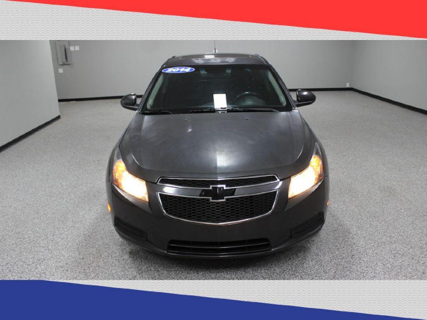 2014 Chevrolet Cruze 1LT Auto (1G1PC5SB7E7) with an 1.4L L4 DOHC 16V TURBO engine, 6-Speed Automatic transmission, located at 5170 N La Cholla Blvd, Tucson, AZ, 85705, (520) 989-0282, 32.228245, -111.011742 - 2014 Chevrolet Cruze - Photo#7