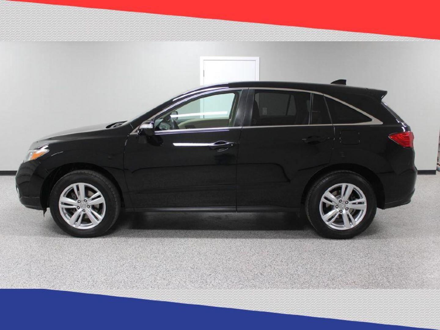 2013 Acura RDX 6-Spd AT w/ Technology Package (5J8TB3H54DL) with an 2.3L L4 DOHC 16V engine, 6-Speed Automatic transmission, located at 5170 N La Cholla Blvd, Tucson, AZ, 85705, (520) 989-0282, 32.228245, -111.011742 - 2013 Acura RDX - Photo#6