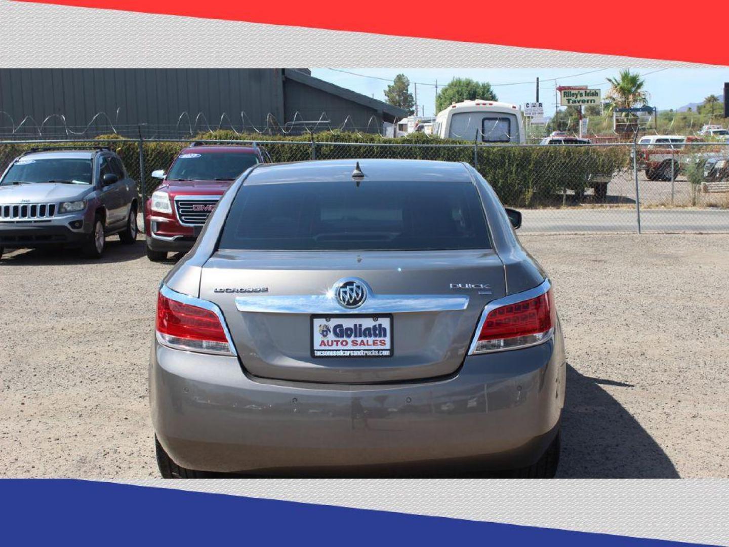 2011 Buick LaCrosse CXL FWD (1G4GC5ED8BF) with an 3.6L V6 DOHC 24V engine, 6-Speed Automatic Overdrive transmission, located at 5170 N La Cholla Blvd, Tucson, AZ, 85705, (520) 989-0282, 32.228245, -111.011742 - 2011 Buick LaCrosse - Photo#4