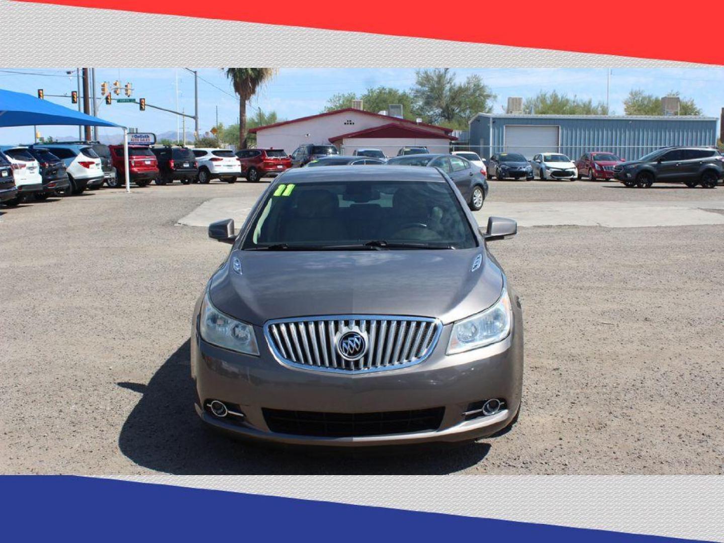 2011 Buick LaCrosse CXL FWD (1G4GC5ED8BF) with an 3.6L V6 DOHC 24V engine, 6-Speed Automatic Overdrive transmission, located at 5170 N La Cholla Blvd, Tucson, AZ, 85705, (520) 989-0282, 32.228245, -111.011742 - 2011 Buick LaCrosse - Photo#8