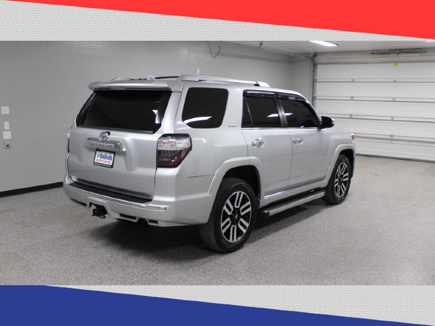 2014 Toyota 4Runner SR5 4WD (JTEBU5JR8E5) with an 4.0L V6 DOHC 24V engine, 5-Speed Automatic transmission, located at 5170 N La Cholla Blvd, Tucson, AZ, 85705, (520) 989-0282, 32.228245, -111.011742 - 2014 Toyota 4Runner - Photo#3