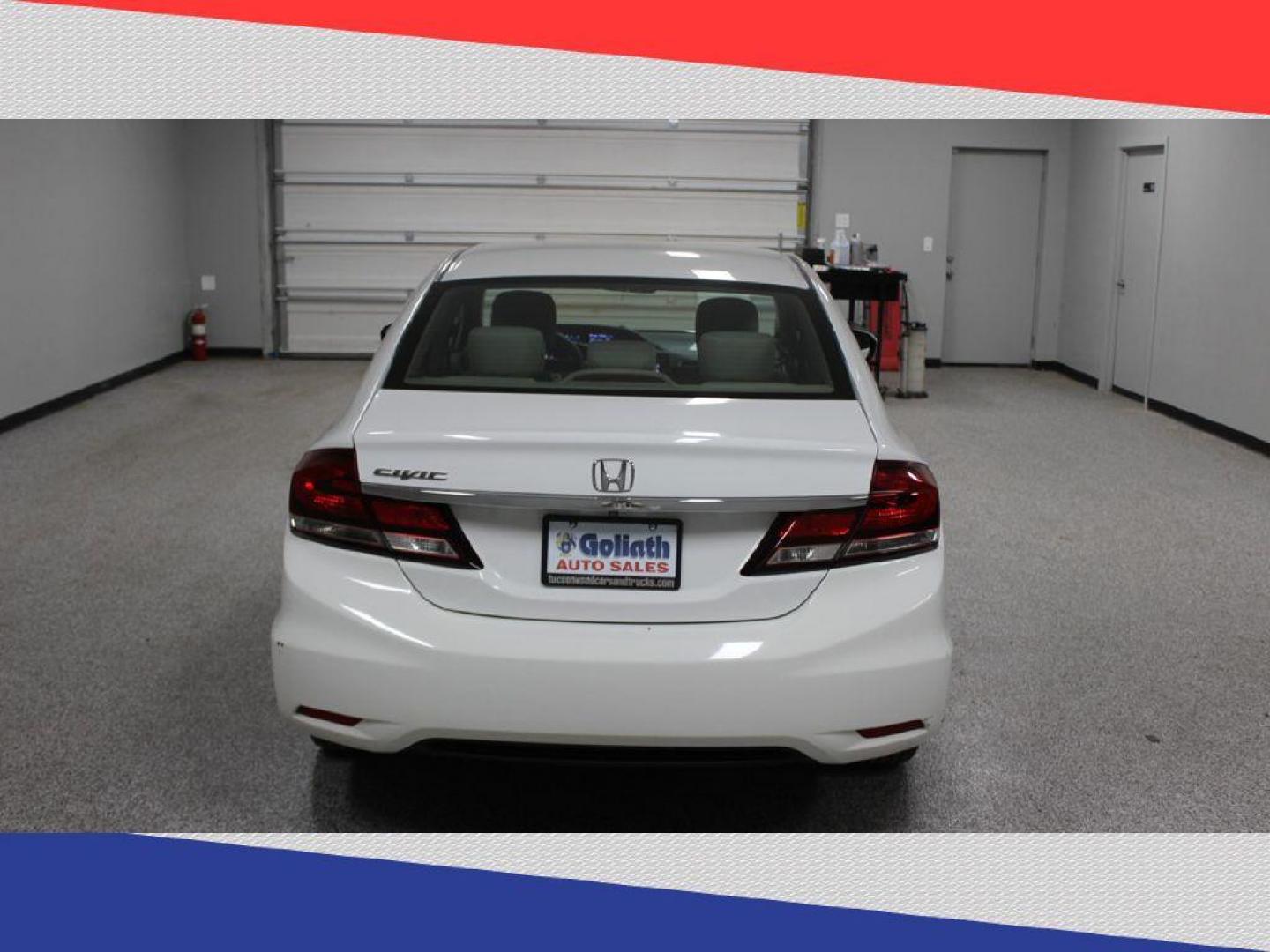 2015 Honda Civic SE Sedan CVT (19XFB2F75FE) with an 1.8L L4 SOHC 16V engine, Continuously Variable Transmission transmission, located at 5170 N La Cholla Blvd, Tucson, AZ, 85705, (520) 989-0282, 32.228245, -111.011742 - 2015 Honda Civic - Photo#4