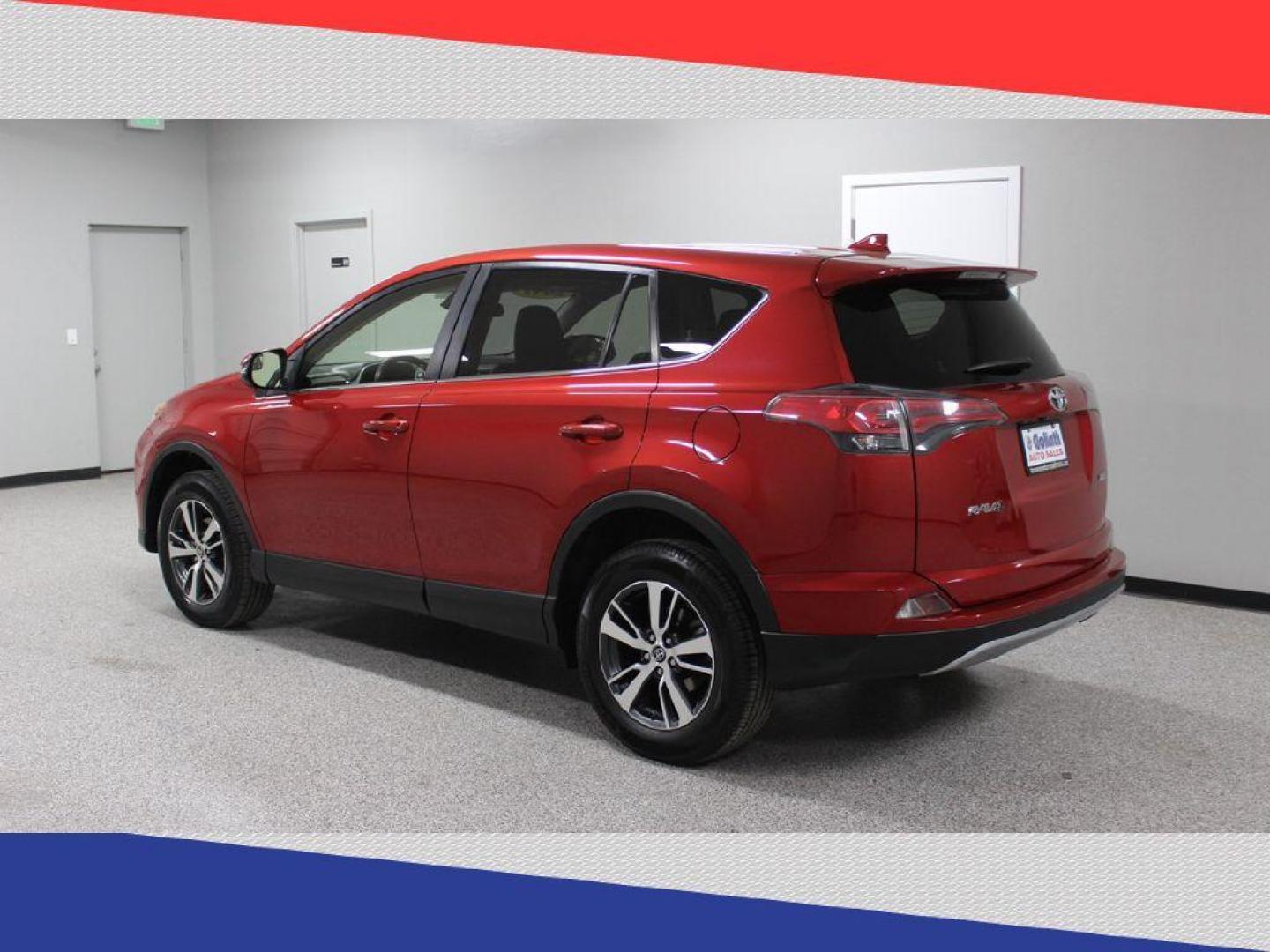 2017 Toyota RAV4 XLE FWD (JTMWFREV0HJ) with an 2.5L L4 DOHC 16V engine, 6A transmission, located at 5170 N La Cholla Blvd, Tucson, AZ, 85705, (520) 989-0282, 32.228245, -111.011742 - 2017 Toyota RAV4 - Photo#5