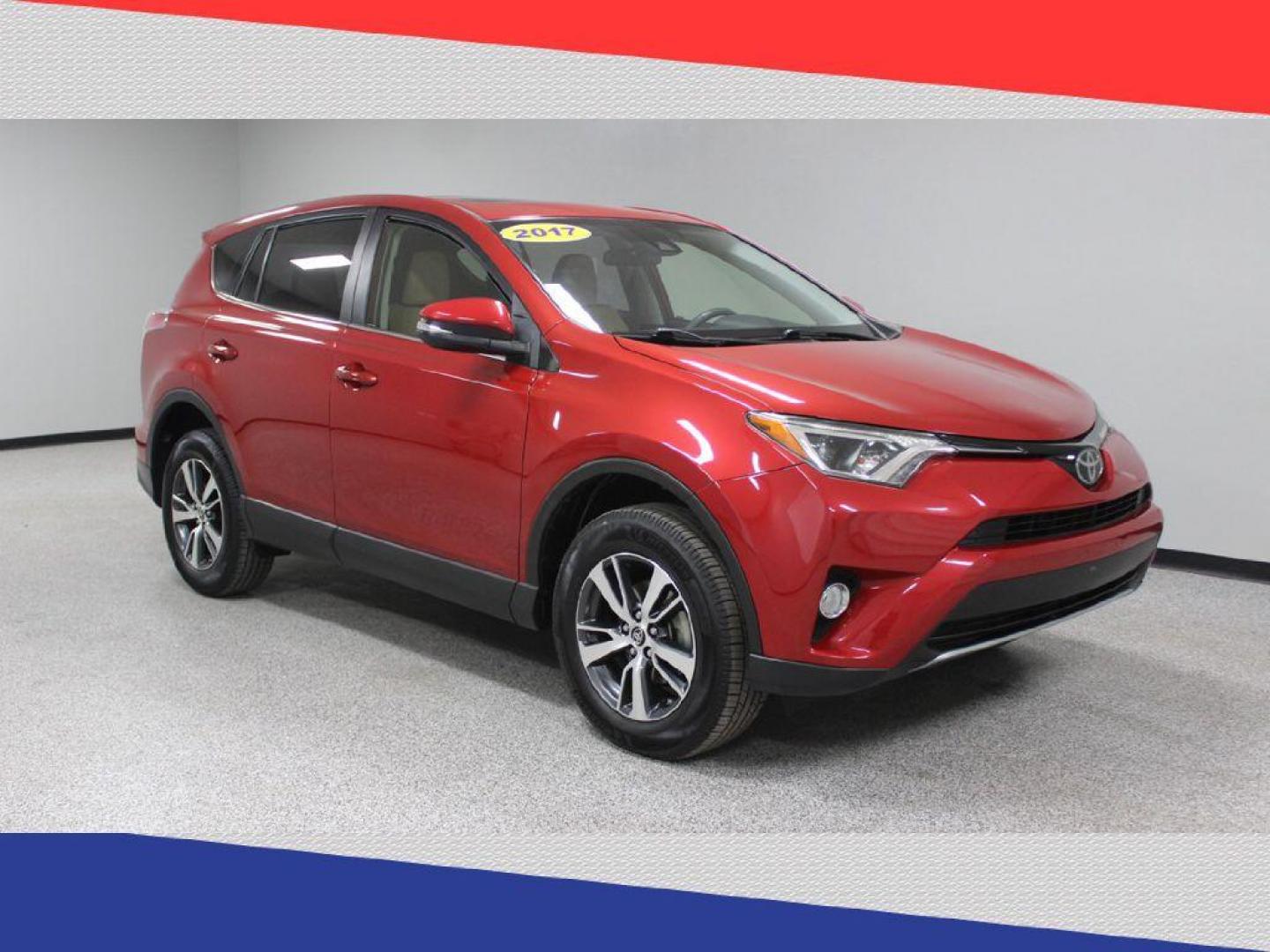 2017 Toyota RAV4 XLE FWD (JTMWFREV0HJ) with an 2.5L L4 DOHC 16V engine, 6A transmission, located at 5170 N La Cholla Blvd, Tucson, AZ, 85705, (520) 989-0282, 32.228245, -111.011742 - 2017 Toyota RAV4 - Photo#1