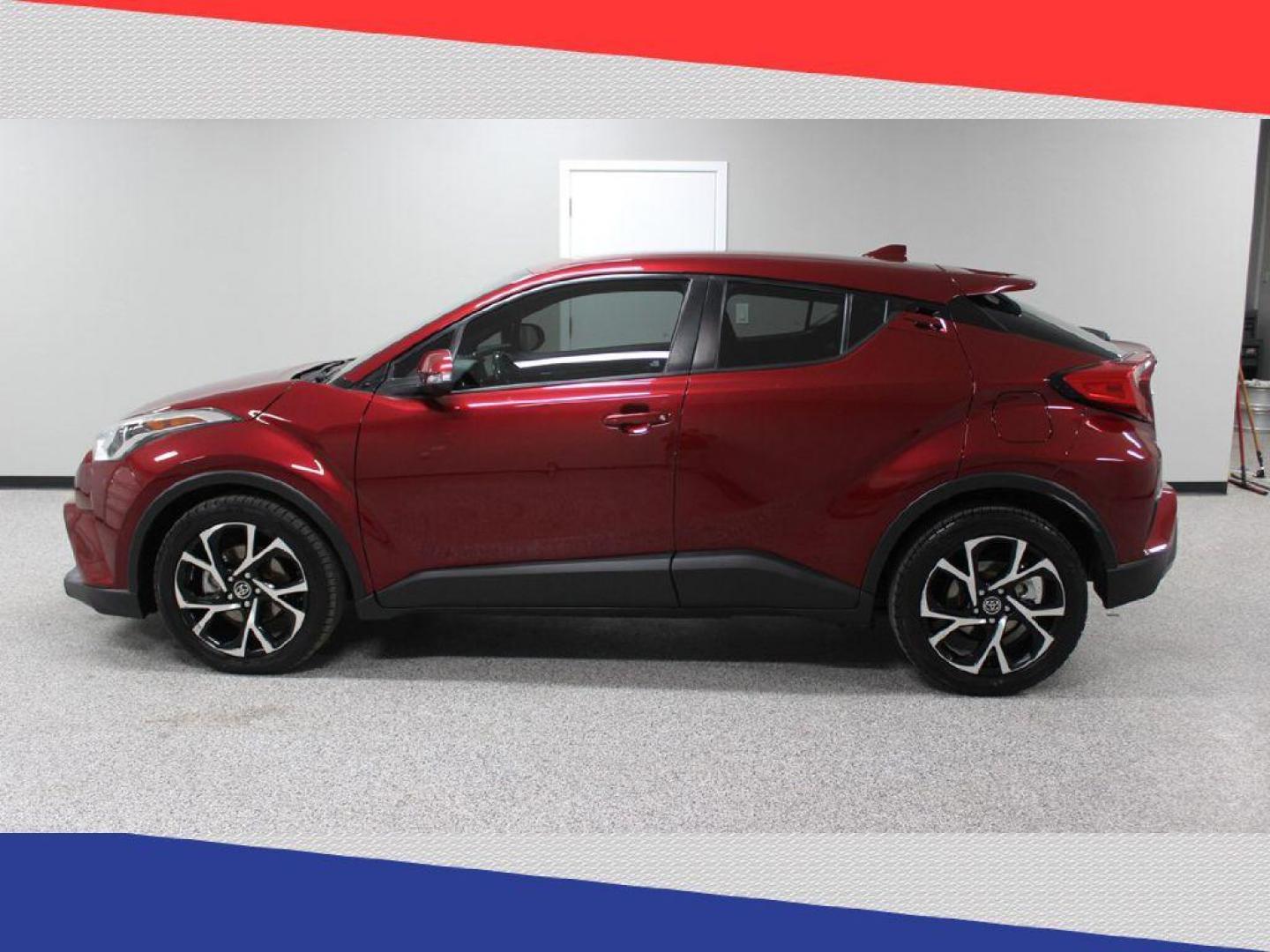 2018 Toyota C-HR XLE (NMTKHMBX4JR) with an 2.0L L4 DOHC 16V engine, CVT transmission, located at 5170 N La Cholla Blvd, Tucson, AZ, 85705, (520) 989-0282, 32.228245, -111.011742 - 2018 Toyota C-HR - Photo#6