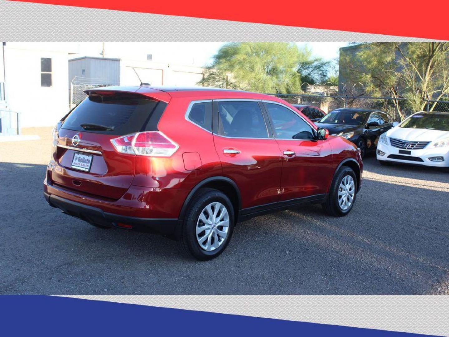 2015 Nissan Rogue S 2WD (KNMAT2MT9FP) with an 2.5L L4 DOHC 16V engine, Continuously Variable Transmission transmission, located at 5170 N La Cholla Blvd, Tucson, AZ, 85705, (520) 989-0282, 32.228245, -111.011742 - 2015 Nissan Rogue - Photo#3