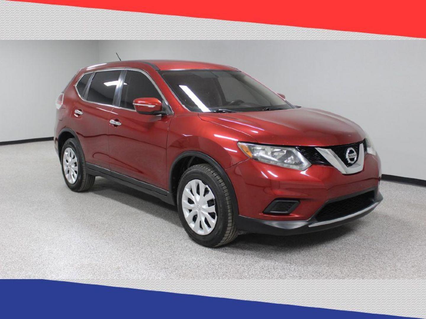 2015 Nissan Rogue S 2WD (KNMAT2MT9FP) with an 2.5L L4 DOHC 16V engine, Continuously Variable Transmission transmission, located at 5170 N La Cholla Blvd, Tucson, AZ, 85705, (520) 989-0282, 32.228245, -111.011742 - 2015 Nissan Rogue - Photo#1