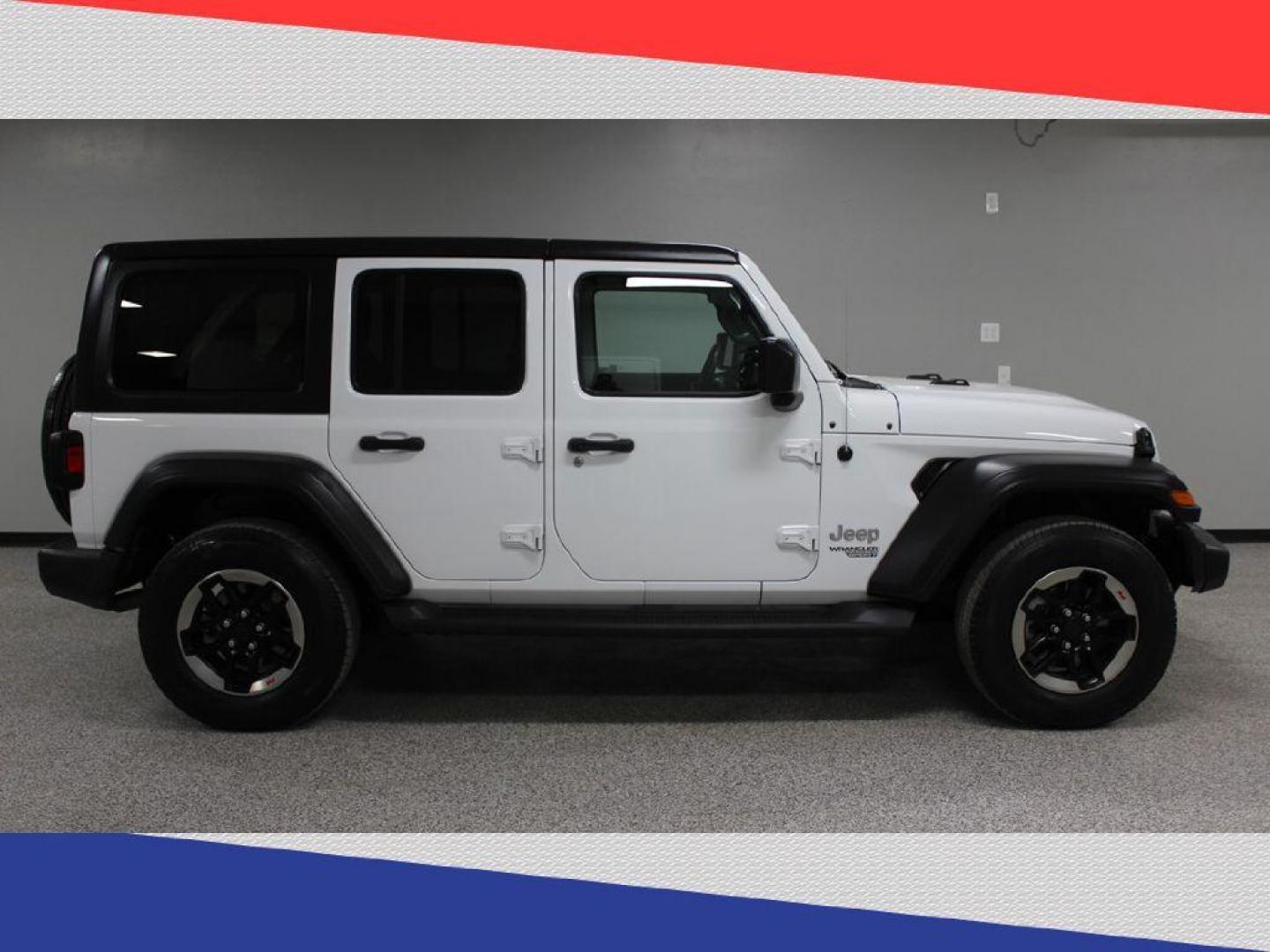 2018 Jeep Wrangler JK Unlimited Sport (1C4HJXDG1JW) with an 3.6L V6 DOHC 24V FFV engine, 6A transmission, located at 5170 N La Cholla Blvd, Tucson, AZ, 85705, (520) 989-0282, 32.228245, -111.011742 - 2018 Jeep Wrangler JK - Photo#2